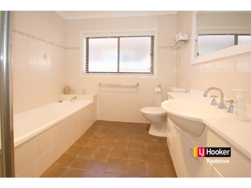 7 Gloucester Avenue, Padstow NSW 2211