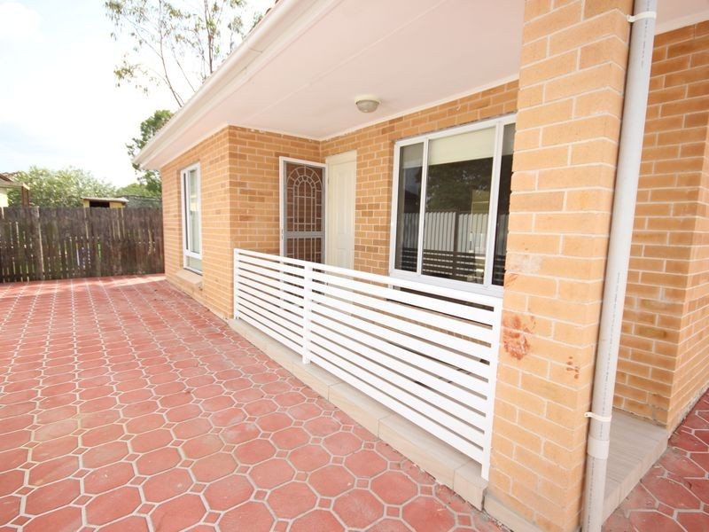 11A McKevitte Avenue, East Hills NSW 2213