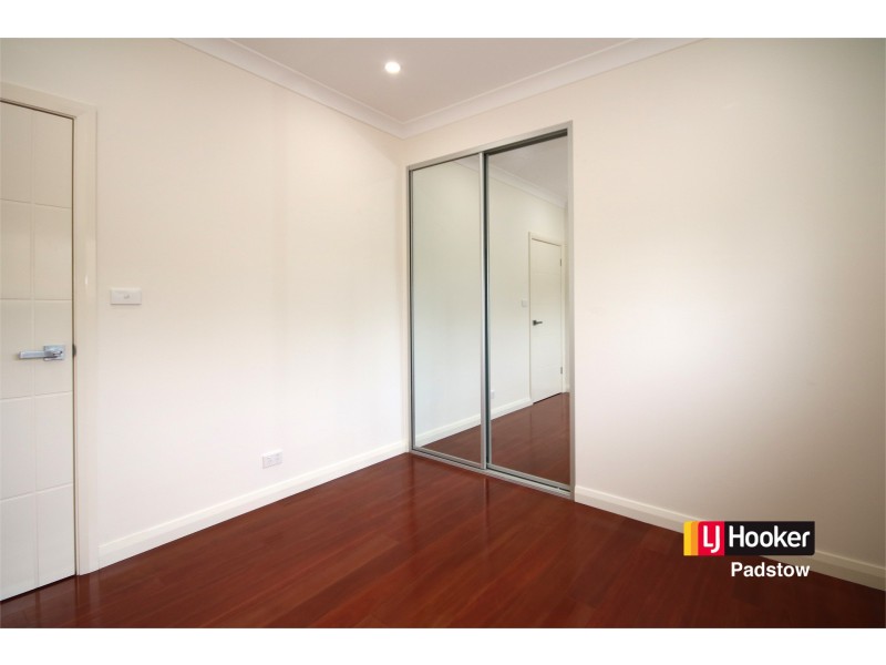 5 Monash Avenue, East Hills NSW 2213