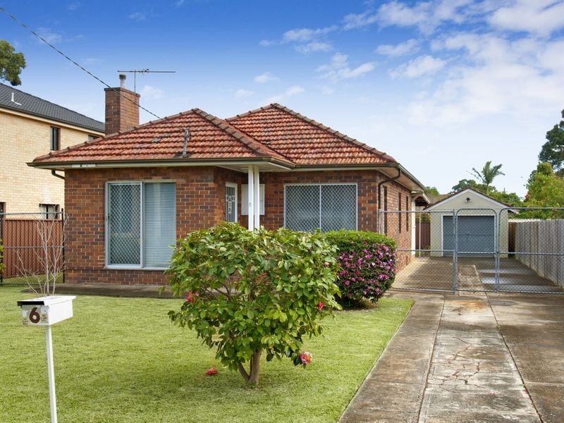 6 Spring Street, Padstow NSW 2211