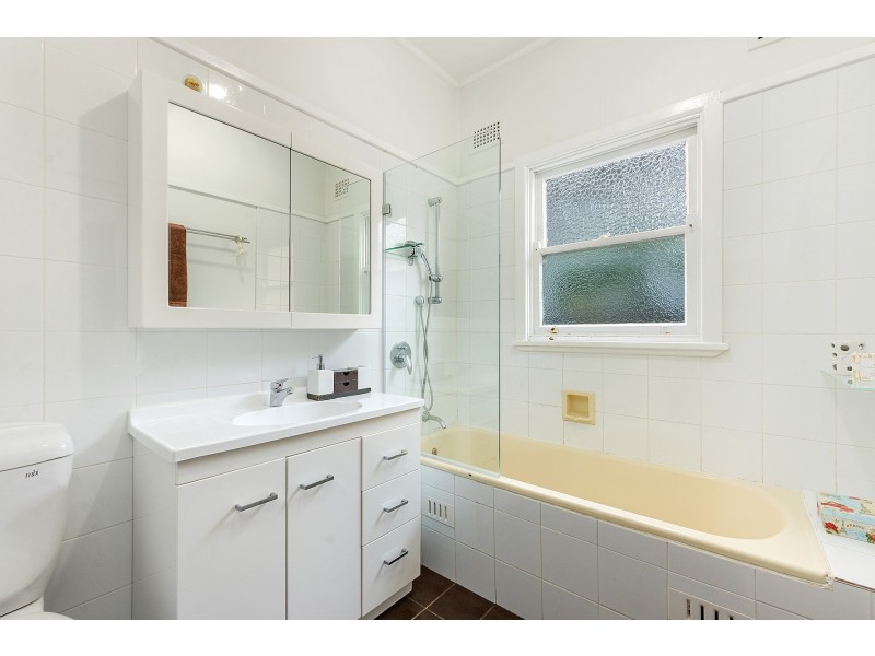 164 Arab Road, Padstow NSW 2211