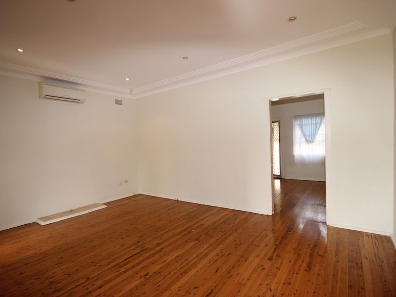 38 Carson Street, Panania NSW 2213