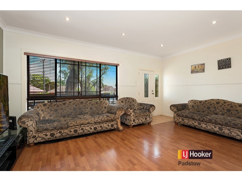 39 Braesmere Road, Panania NSW 2213