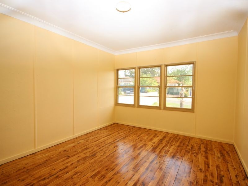 3 Worsley Street, East Hills NSW 2213