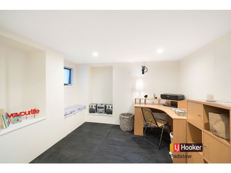 9 Hilltop Avenue, Padstow Heights NSW 2211