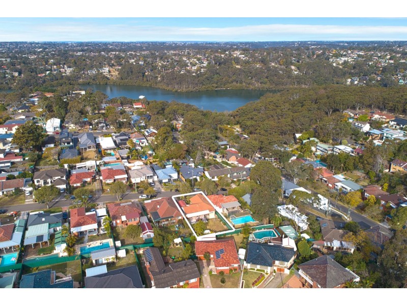 9 Hilltop Avenue, Padstow Heights NSW 2211