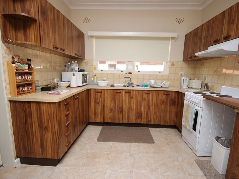 8 Howard Road, Padstow NSW 2211