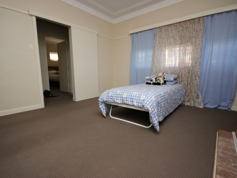 8 Howard Road, Padstow NSW 2211