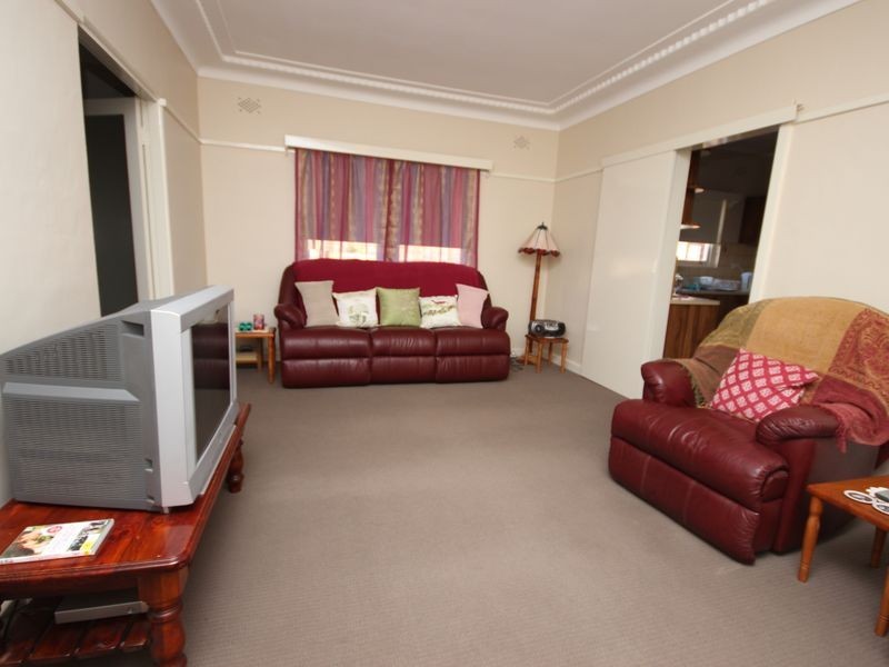 8 Howard Road, Padstow NSW 2211