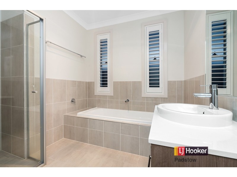 8 Krantz Road, Edmondson Park NSW 2174