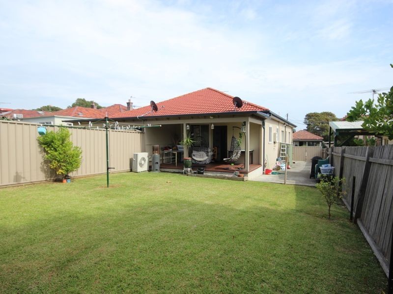 6 Bennett Avenue, Roselands NSW 2196