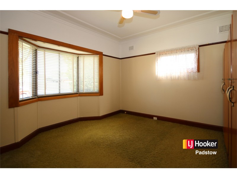 1 Craigie Avenue, Padstow NSW 2211