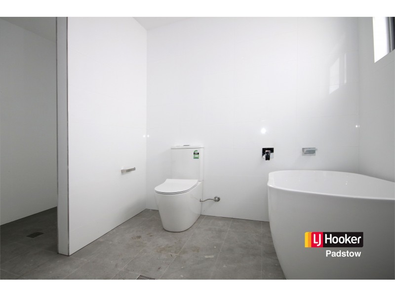 17A Richmond Avenue, Padstow Heights NSW 2211