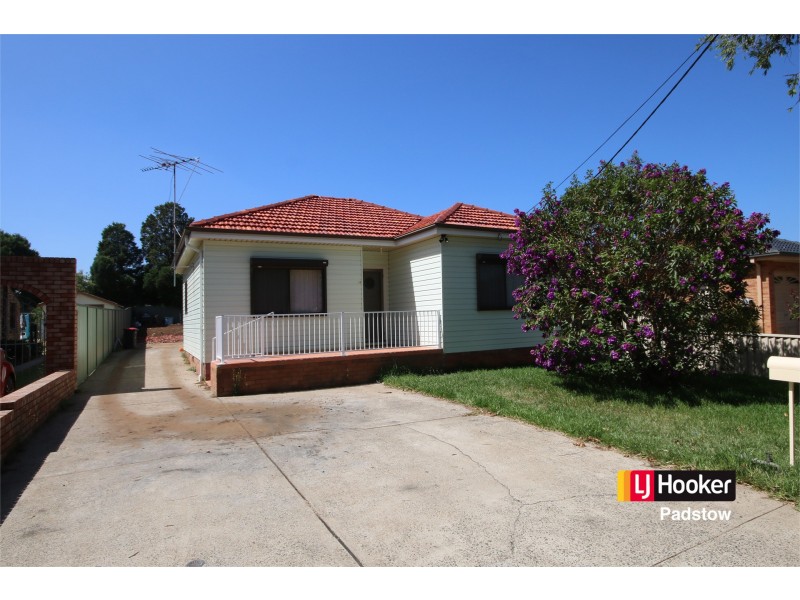 17 Eddie Avenue, Panania NSW 2213