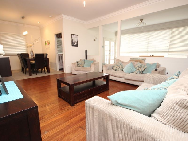 63 Ogilvy Street, Peakhurst NSW 2210