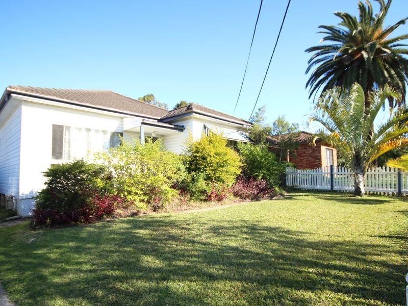 11 Robb Street, Revesby NSW 2212