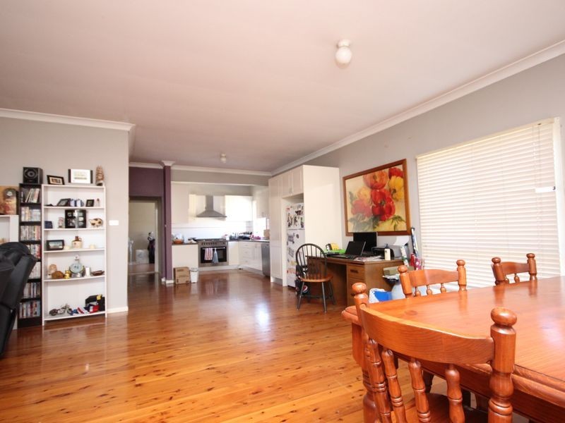 11 Robb Street, Revesby NSW 2212