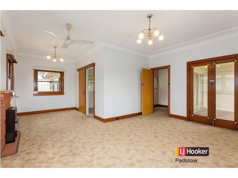 4 Gwandalan Road, Padstow NSW 2211