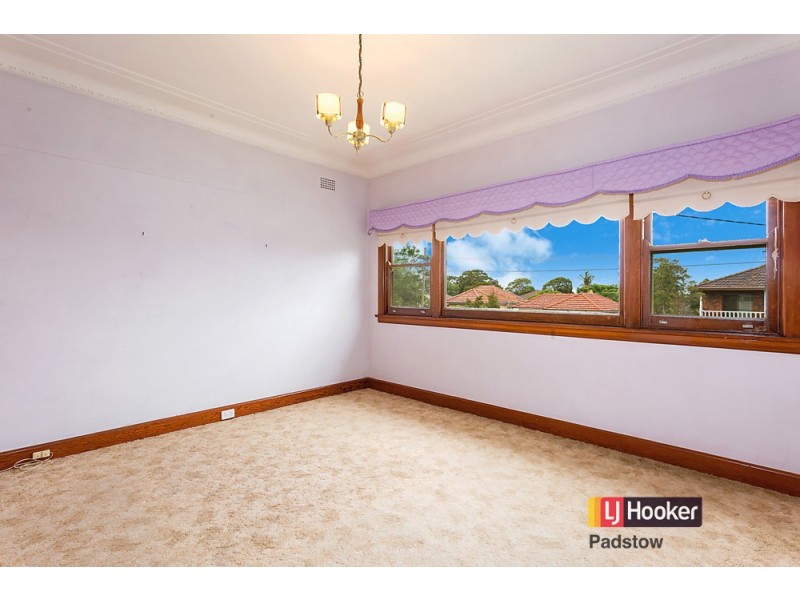 4 Gwandalan Road, Padstow NSW 2211