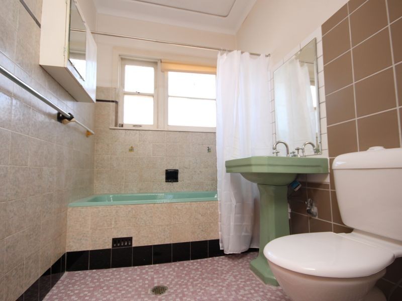 85 Howard Road, Padstow NSW 2211