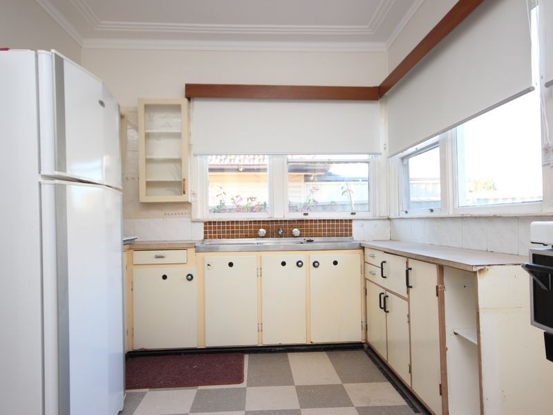 85 Howard Road, Padstow NSW 2211