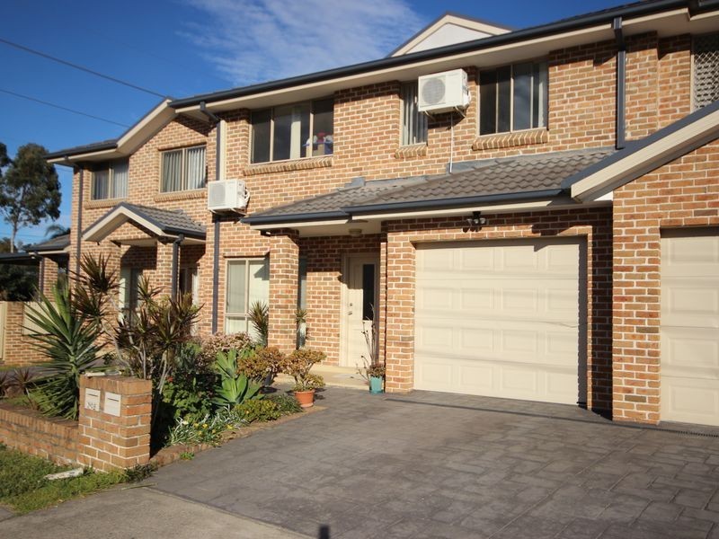 2/1B Iluka Street, Revesby NSW 2212