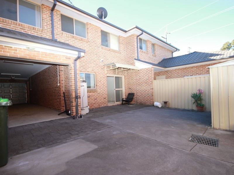 2/1B Iluka Street, Revesby NSW 2212