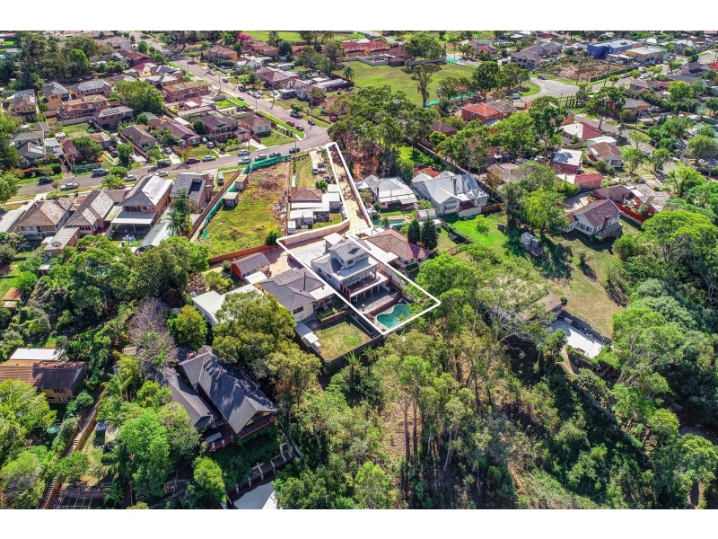 28b Canberra Avenue, Casula NSW 2170