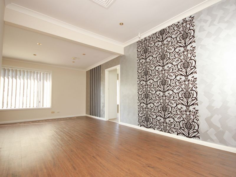 21 Thomas Street, Picnic Point NSW 2213
