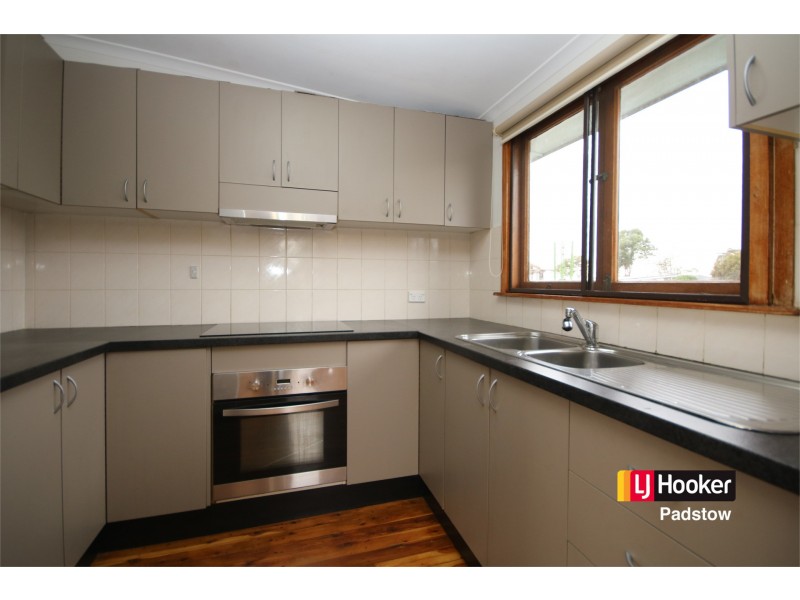 12 Brain Avenue, Lurnea NSW 2170