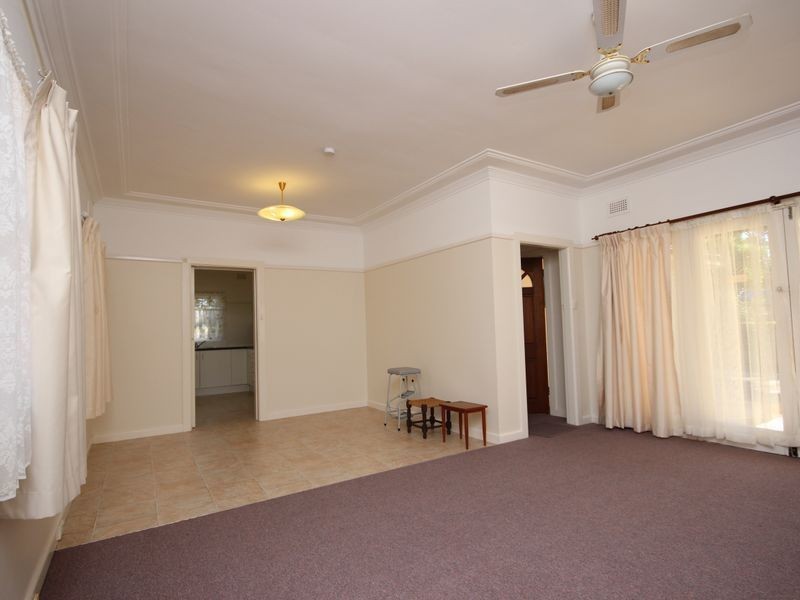 742 Henry Lawson Drive, Picnic Point NSW 2213