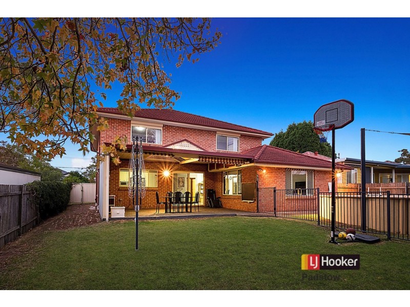 128 Faraday Road, Padstow NSW 2211