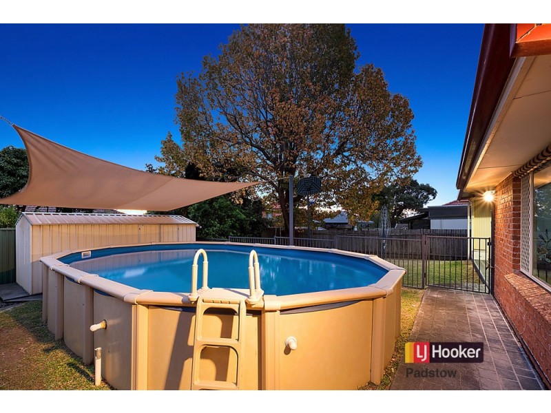 128 Faraday Road, Padstow NSW 2211