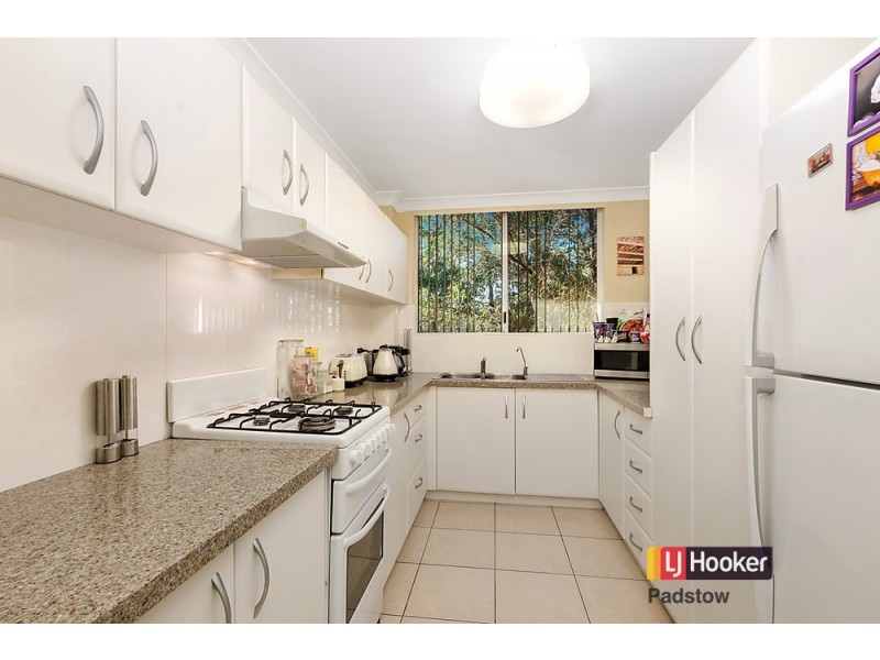 26/3 Mead Drive, Chipping Norton NSW 2170