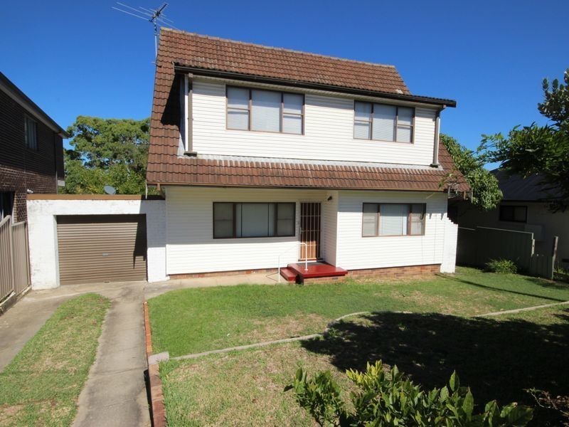 61 Sandakan Road, Revesby Heights NSW 2212
