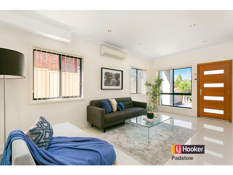 26 Flood Avenue, Revesby NSW 2212