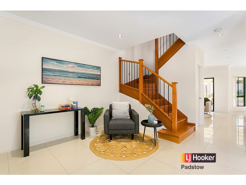 26 Flood Avenue, Revesby NSW 2212