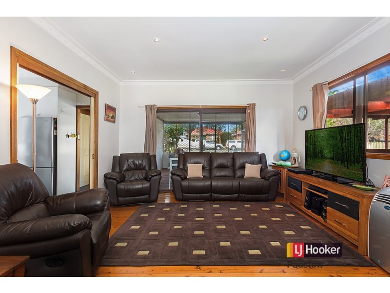 62 Albert Street, Revesby NSW 2212