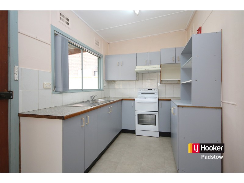 1 Wilson Street, Panania NSW 2213