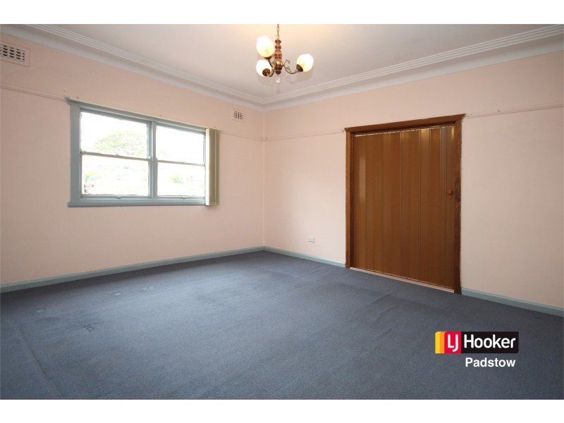 1 Wilson Street, Panania NSW 2213