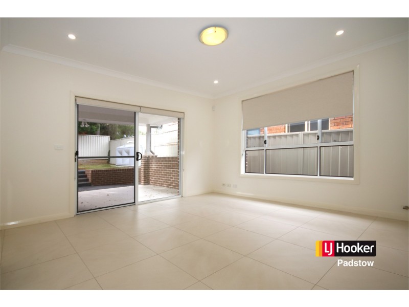 5 Monash Avenue, East Hills NSW 2213