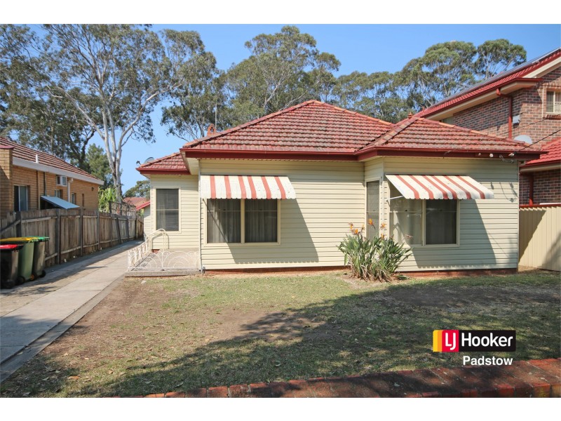 19 Gloucester Avenue, Padstow NSW 2211