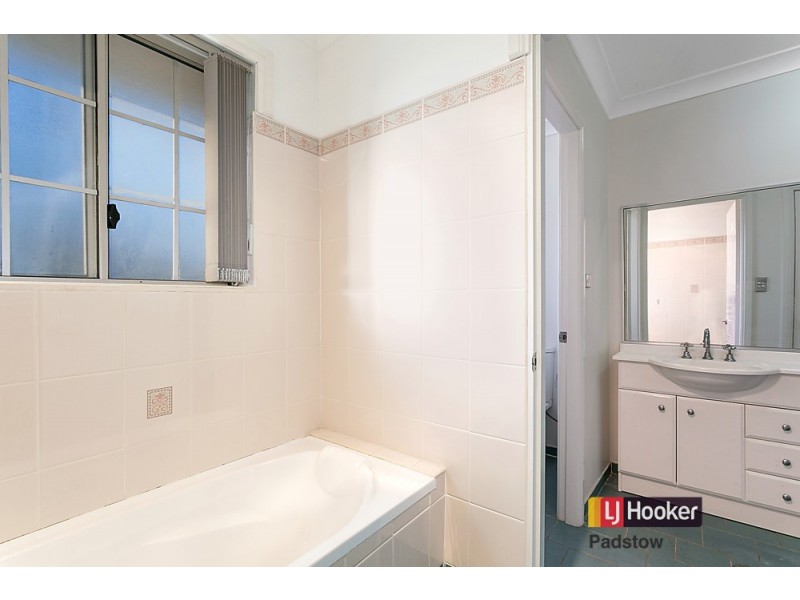 15/2 Turvey Street, Padstow NSW 2211