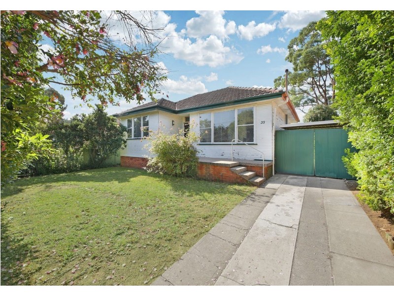 35 Parmal Avenue, Padstow NSW 2211