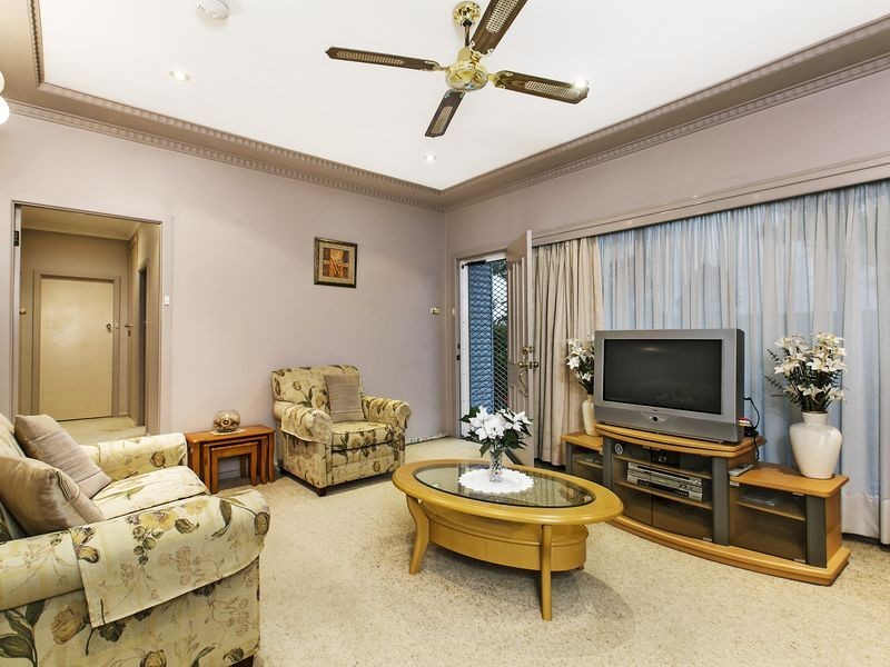 1 Kingston Avenue, Panania NSW 2213