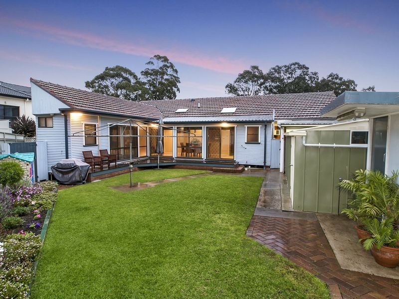 1 Kingston Avenue, Panania NSW 2213