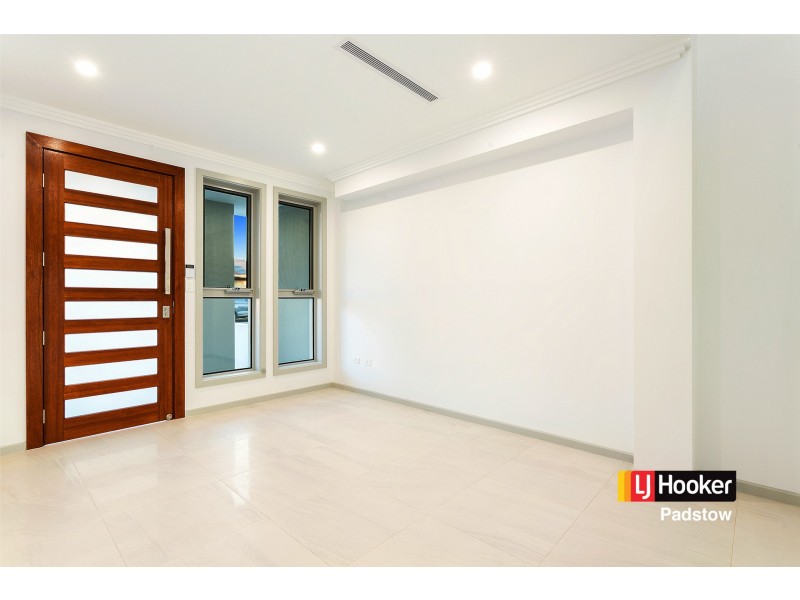 6 Kiora Street, Panania NSW 2213