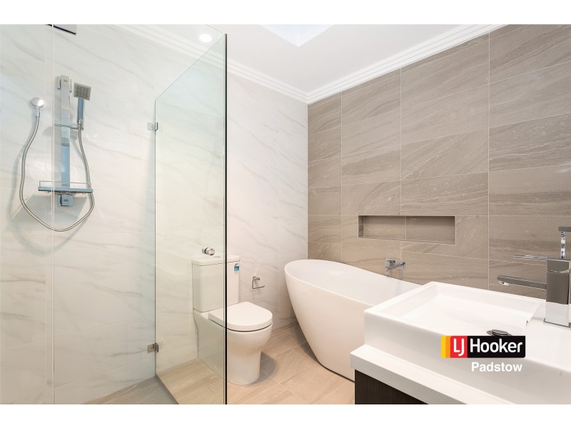 6 Kiora Street, Panania NSW 2213