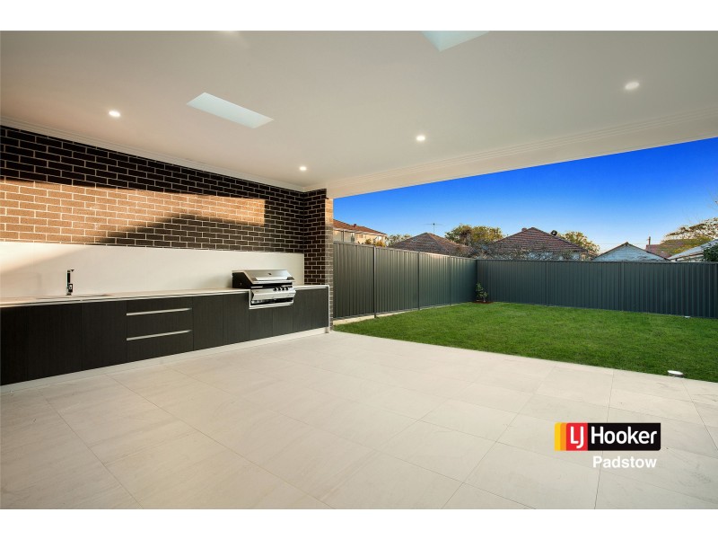 6 Kiora Street, Panania NSW 2213