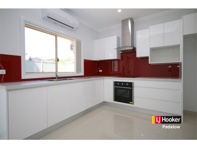 1/17 Eddie Avenue, Panania NSW 2213